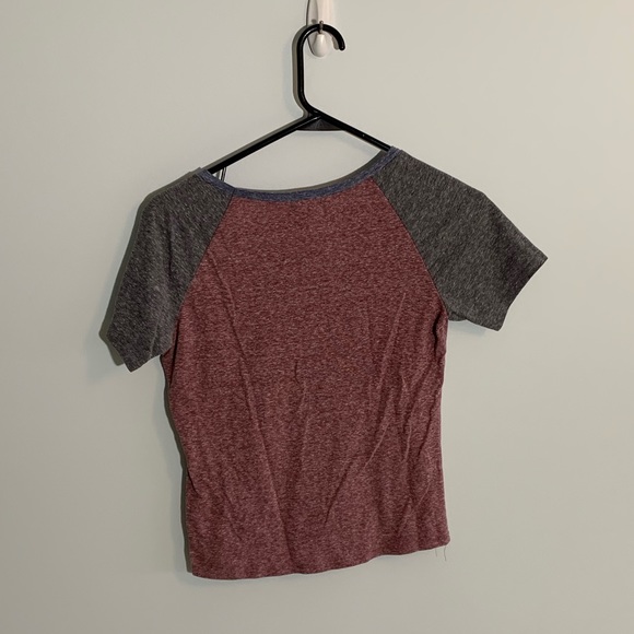 Wet Seal Colorblocked Tee - Picture 3 of 3